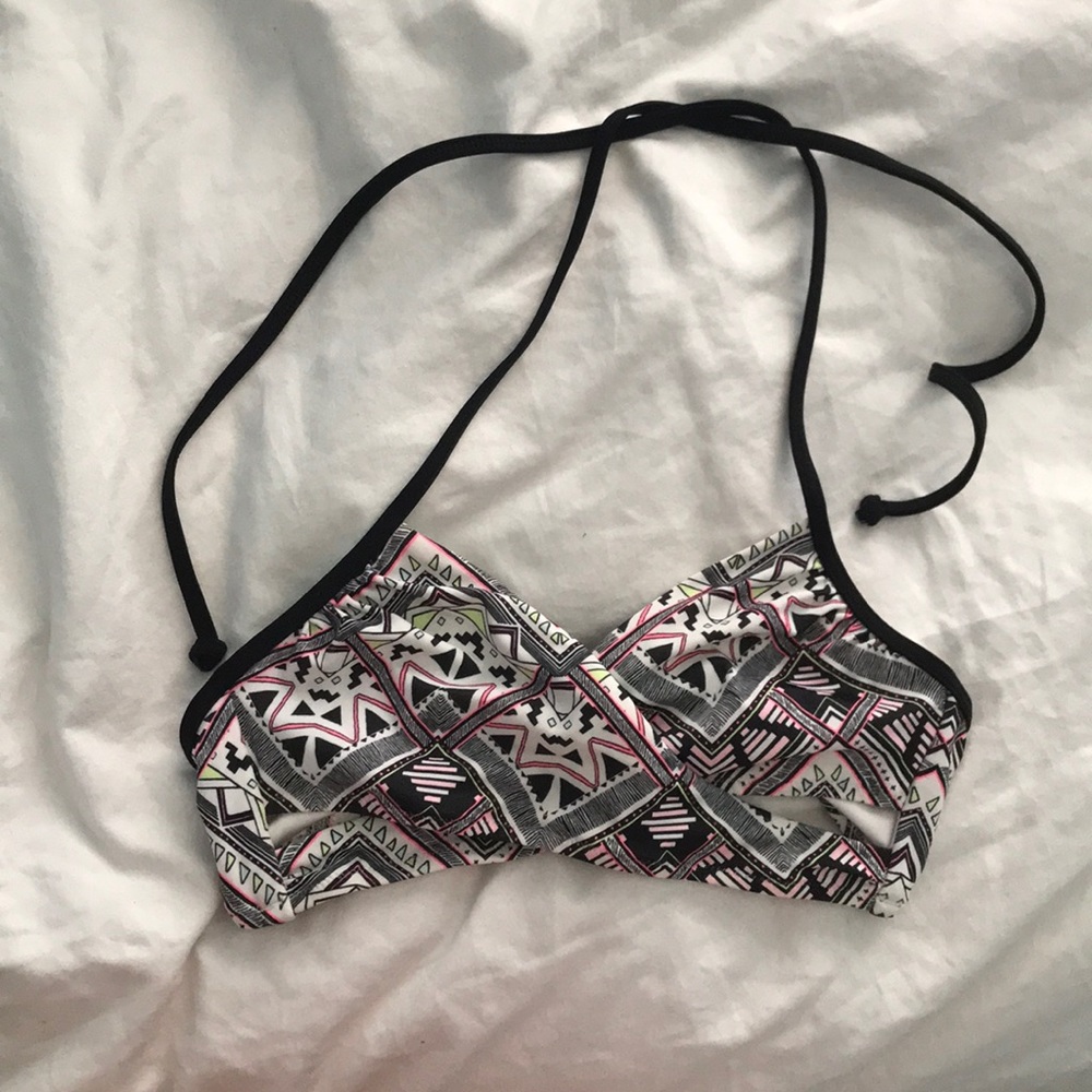 PINK bikini top